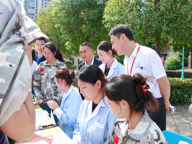 1765458245763641.jpg 卫3.jpg