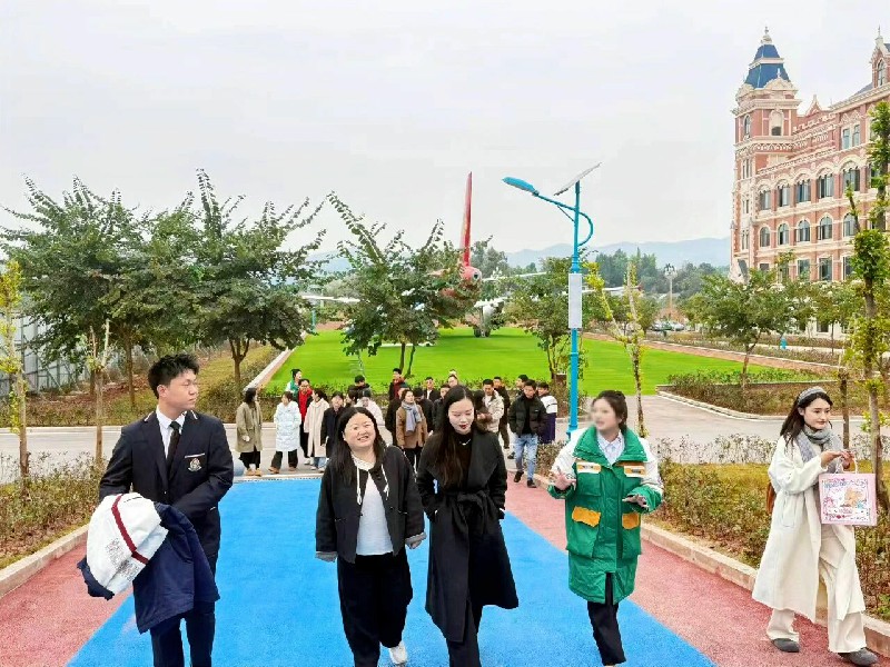 1765471862254619.jpg 微信图片_2025-12-12_004926_165~1.jpg