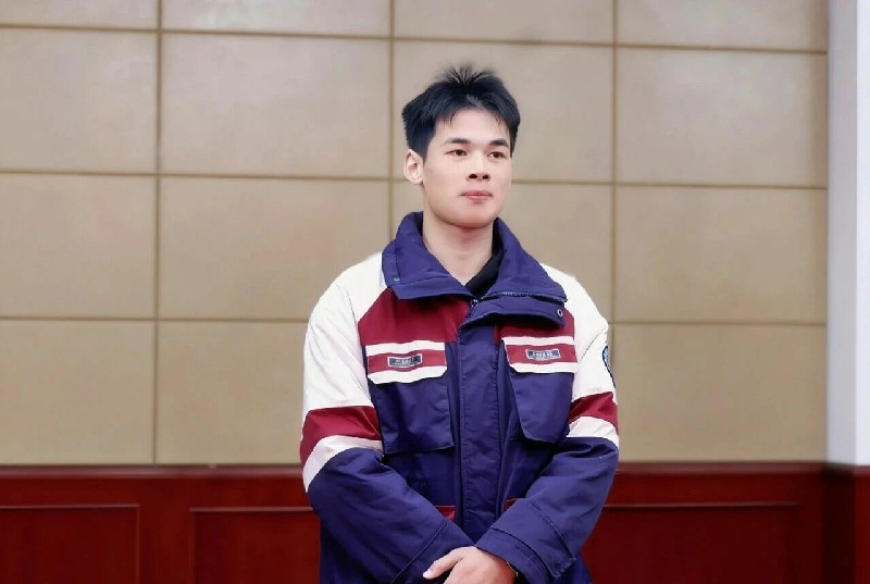 1765473332103977.jpg 微信图片_2025-12-12_011415_738~1.jpg