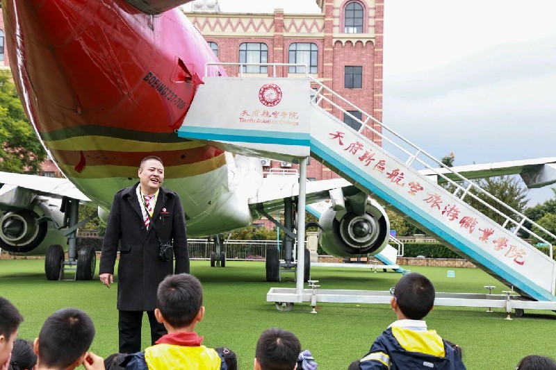 1765477068104700.jpg 微信图片_2025-12-12_015306_424~1.jpg