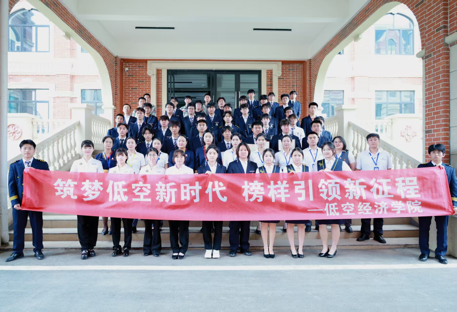 c8bcd0c19b3ed9279d9f1534c8ddbedf.jpg